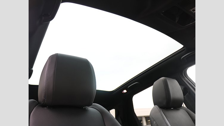 2025 認定中古車 Land Rover Discovery Sport フィレンツェレッド INGENIUM 1.5リッター3気筒 309PS ターボチャージドガソリン PHEV（AT）AWD 標準ホイール Dynamic HSE