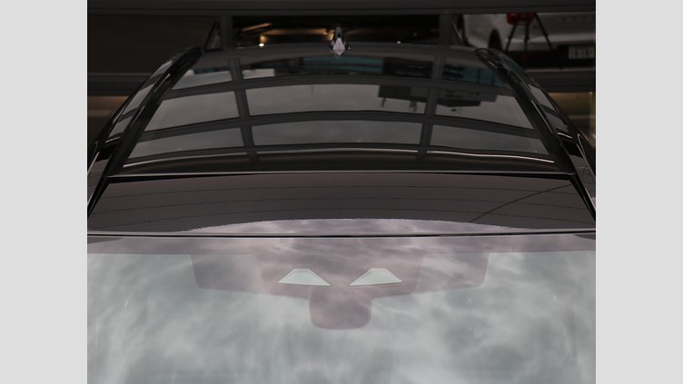 2025 認定中古車 Land Rover Discovery Sport フィレンツェレッド INGENIUM 1.5リッター3気筒 309PS ターボチャージドガソリン PHEV（AT）AWD 標準ホイール Dynamic HSE