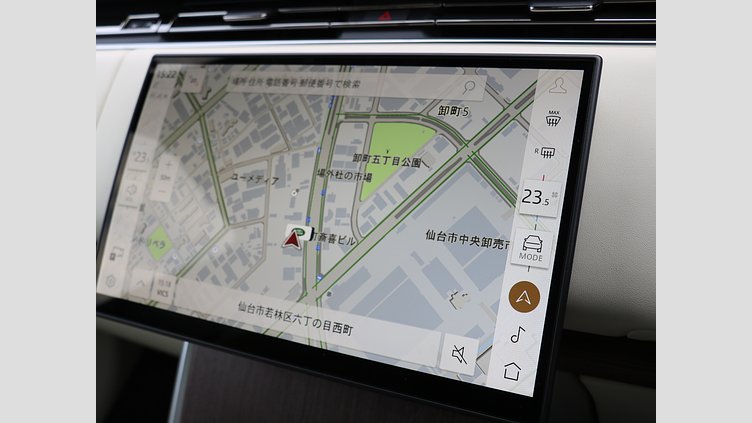 2024 認定中古車 Land Rover Range Rover バトゥミゴールド P550 AWD PHEV（AT） スタンダードホイールベース SE