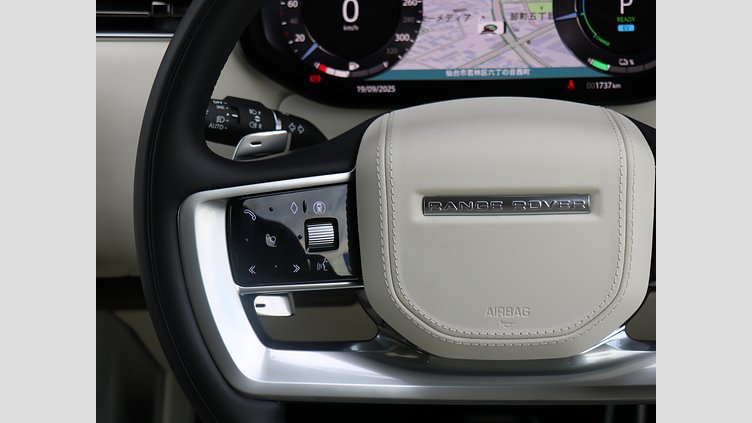 2024 認定中古車 Land Rover Range Rover バトゥミゴールド P550 AWD PHEV（AT） スタンダードホイールベース SE
