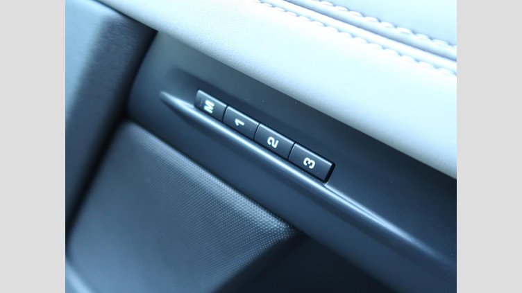 2020 認定中古車 Land Rover Range Rover Evoque ノリータグレー P250 FIRST EDITION