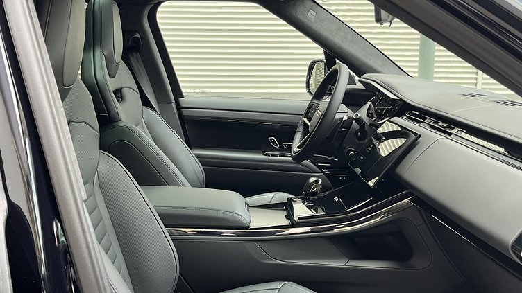 2025 新車 Land Rover Range Rover Sport Ligurian Black 利古里亞黑光澤面 P635 Petrol SV Edition Two