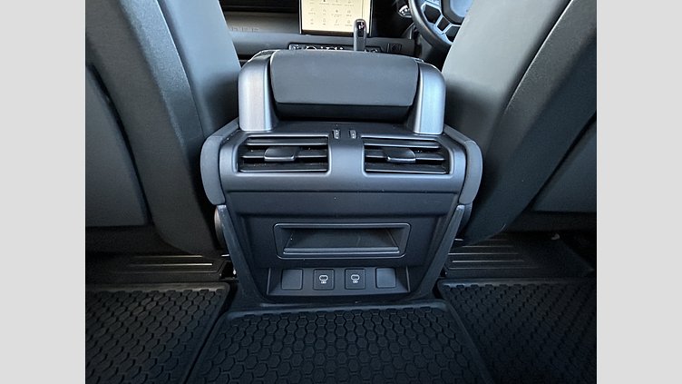 2022 認定中古車 Land Rover Defender 90 サントリーニブラック P300 AWD（AT） X-DYNAMIC SE