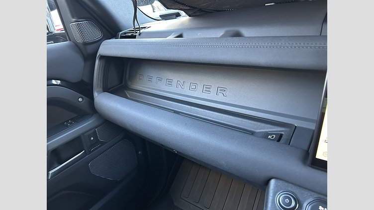 2022 認定中古車 Land Rover Defender 90 サントリーニブラック P300 AWD（AT） X-DYNAMIC SE