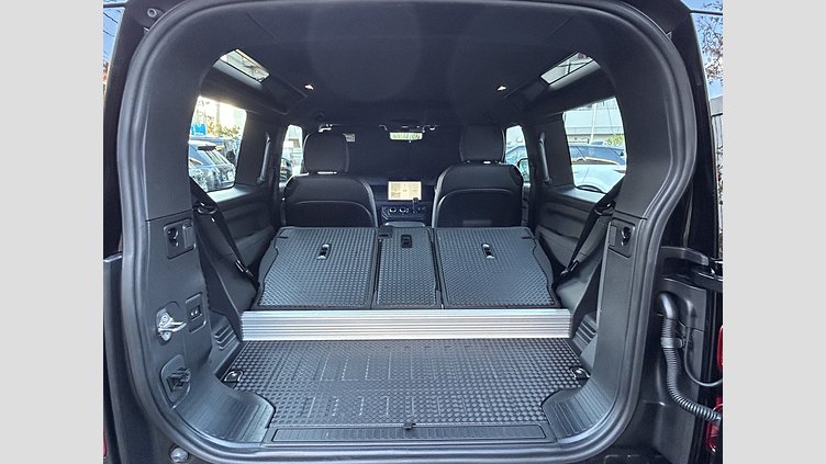 2022 認定中古車 Land Rover Defender 90 サントリーニブラック P300 AWD（AT） X-DYNAMIC SE