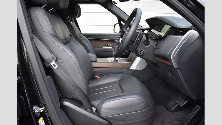 2023 認定中古車 Land Rover Range Rover サントリーニブラック D300 AWD MHEV（AT） スタンダードホイールベース Autobiography