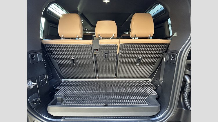 2025 認定中古車 Land Rover Defender 90 パンゲアグリーン D350 ディーゼルマイルドハイブリッド X-Dynamic HSE