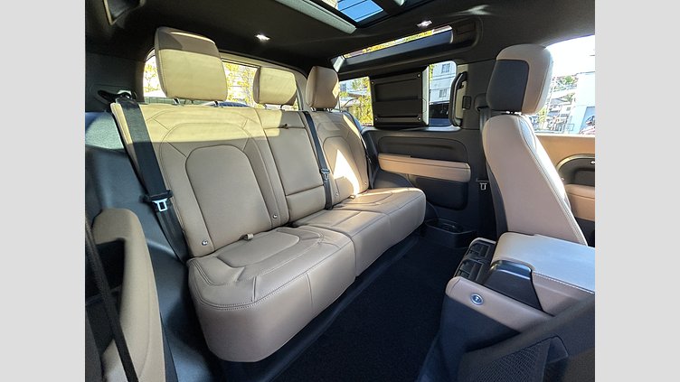 2025 認定中古車 Land Rover Defender 90 パンゲアグリーン D350 ディーゼルマイルドハイブリッド X-Dynamic HSE