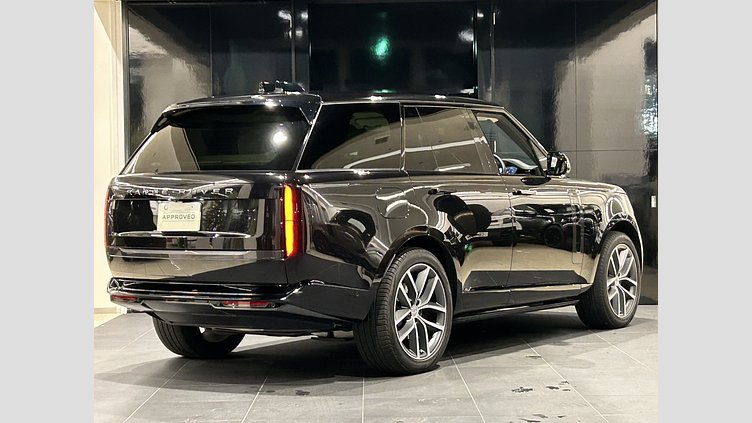 2024 認定中古車 Land Rover Range Rover サントリーニブラック D300 AWD MHEV（AT） スタンダードホイールベース SE