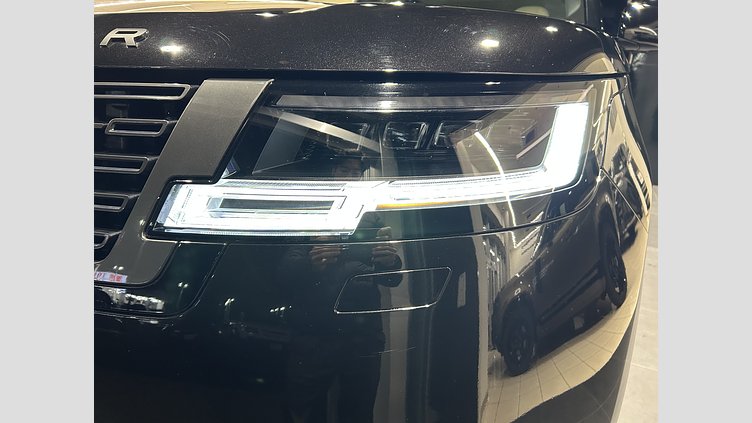 2024 認定中古車 Land Rover Range Rover サントリーニブラック D300 AWD MHEV（AT） スタンダードホイールベース SE