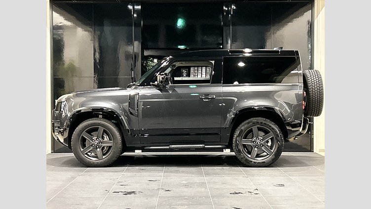 2024 認定中古車 Land Rover Defender 90 カルパチアングレイ D300 AWD（AT） X-DYNAMIC SE