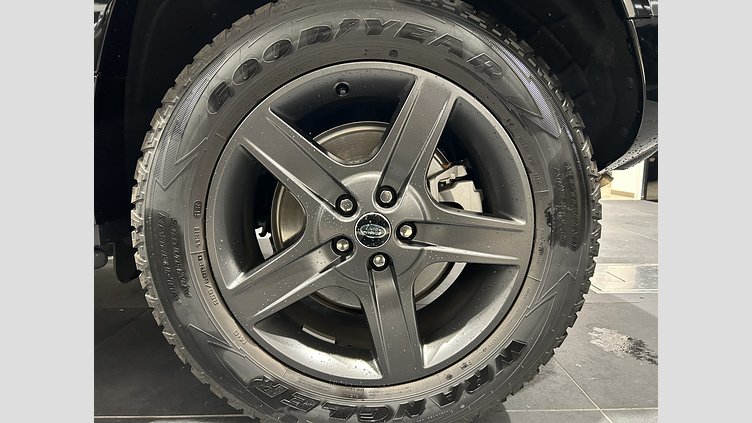 2024 認定中古車 Land Rover Defender 90 カルパチアングレイ D300 AWD（AT） X-DYNAMIC SE