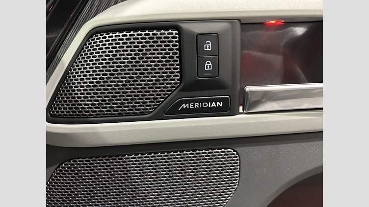 2024 認定中古車 Land Rover Defender 90 カルパチアングレイ D300 AWD（AT） X-DYNAMIC SE