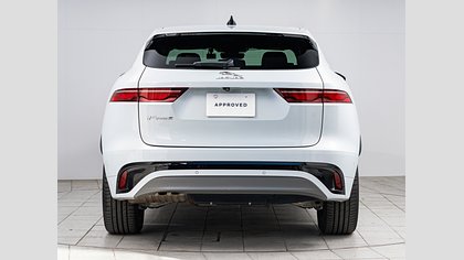 F-Pace 6
