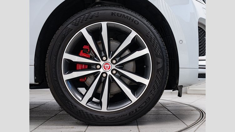 2021 認定中古車 Jaguar F-Pace ユーロンホワイト D200 AWD（オートマチック）MHEV R-DYNAMIC SE　D200