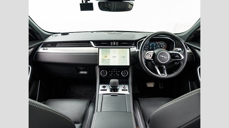 2021 認定中古車 Jaguar F-Pace ユーロンホワイト D200 AWD（オートマチック）MHEV R-DYNAMIC SE　D200