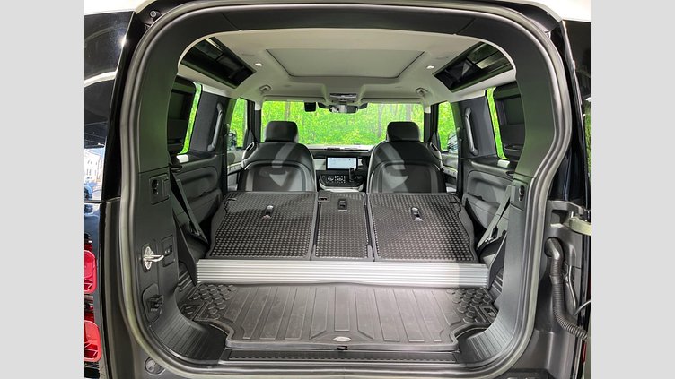 2023 認定中古車 Land Rover Defender 90 Pangea Green 4WD SE