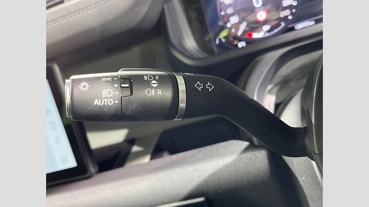 2023 認定中古車 Land Rover Defender 90 Pangea Green 4WD SE