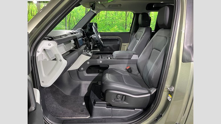 2023 認定中古車 Land Rover Defender 90 Pangea Green 4WD SE