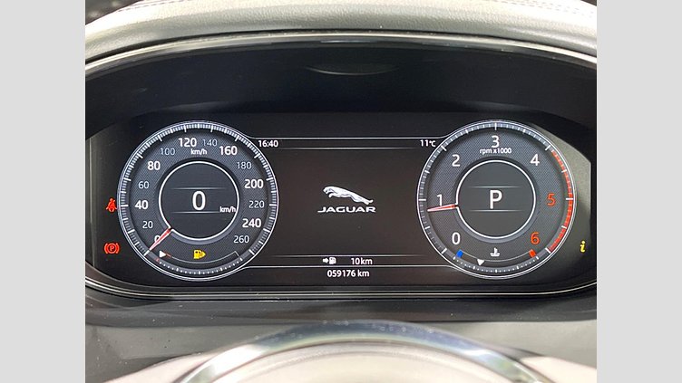 2020 認定中古車 Jaguar E-Pace Santorini Black 4WD S