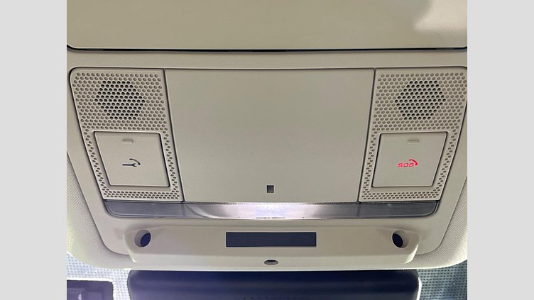 2020 認定中古車 Jaguar E-Pace Santorini Black 4WD S