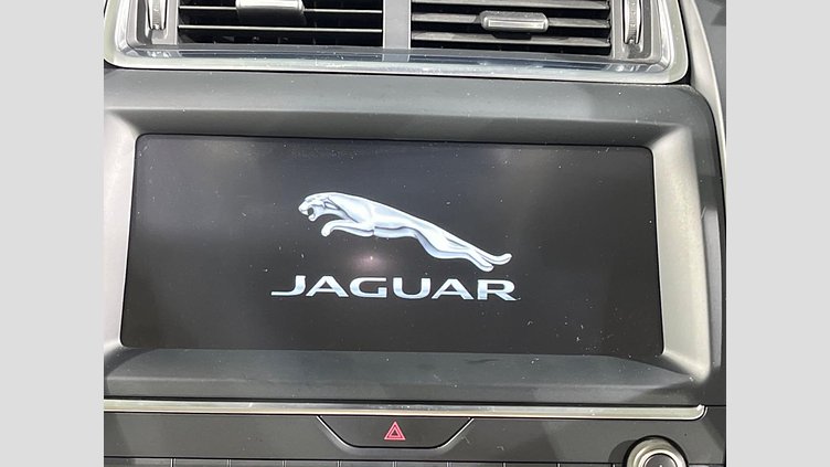 2020 認定中古車 Jaguar E-Pace Santorini Black 4WD S