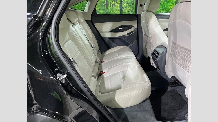 2020 認定中古車 Jaguar E-Pace Santorini Black 4WD S