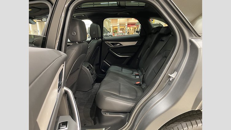 2022 認定中古車 Jaguar F-Pace サントリーニブラック D204 AWD（オートマチック）MHEV S