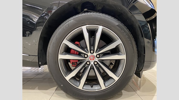 2022 認定中古車 Jaguar F-Pace サントリーニブラック D204 AWD（オートマチック）MHEV S