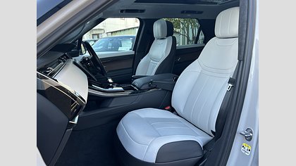 Range Rover Sport 32