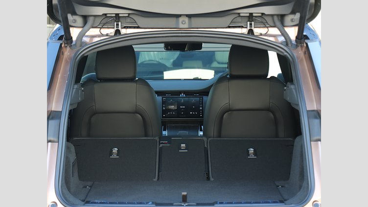 2025 認定中古車 Land Rover Range Rover Evoque コリンシアンブロンズ D200マイルドハイブリッド（ディーゼル） SWB DYNAMIC SE