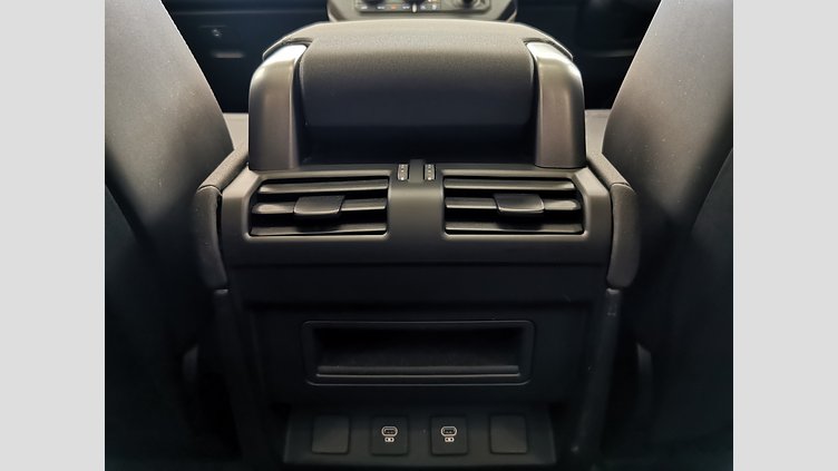 2022 認定中古車 Land Rover Defender 90 ランタオブロンズ P300 AWD（AT） SE