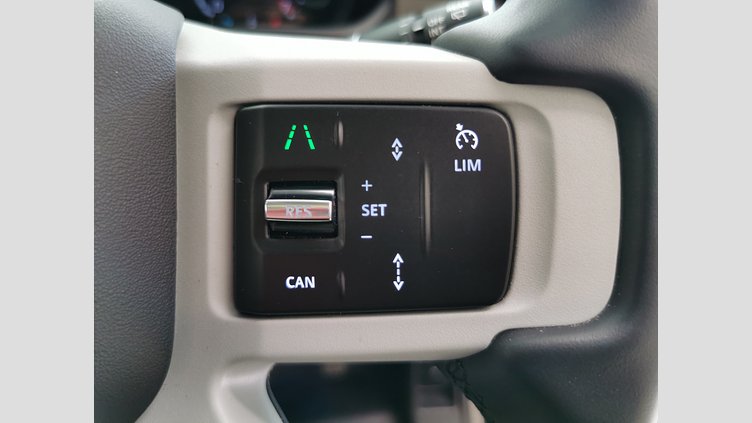 2022 認定中古車 Land Rover Defender 90 ランタオブロンズ P300 AWD（AT） SE