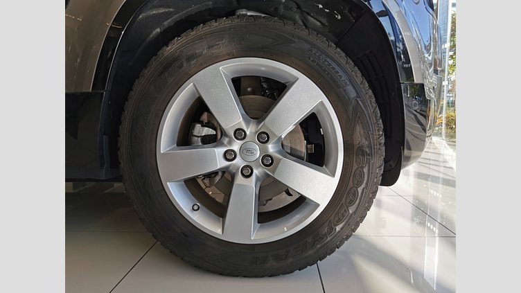 2022 認定中古車 Land Rover Defender 90 ランタオブロンズ P300 AWD（AT） SE