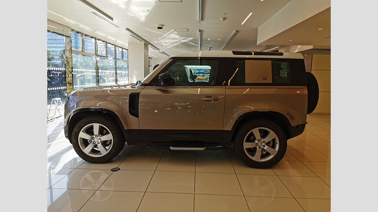 2022 認定中古車 Land Rover Defender 90 ランタオブロンズ P300 AWD（AT） SE
