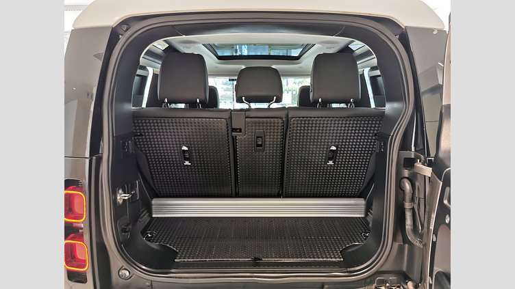 2022 認定中古車 Land Rover Defender 90 ランタオブロンズ P300 AWD（AT） SE