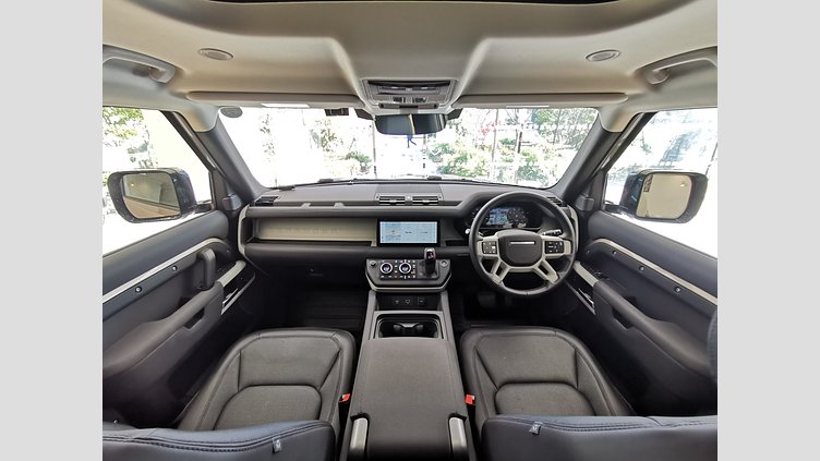 2022 認定中古車 Land Rover Defender 90 ランタオブロンズ P300 AWD（AT） SE