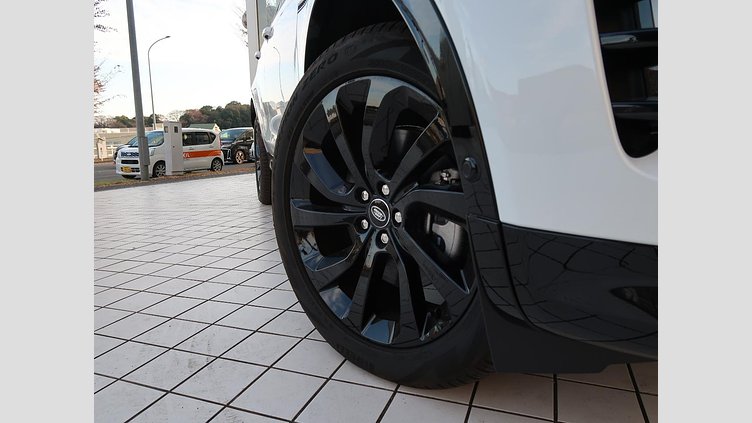 2024 認定中古車 Land Rover Discovery Sport Fuji White PHEV(ガソリン) ダイナミック ＨＳＥ Ｐ３００ｅ