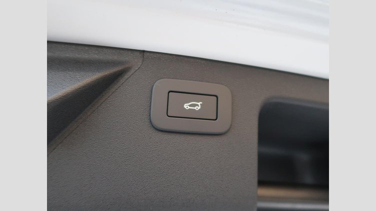 2024 認定中古車 Land Rover Discovery Sport Fuji White PHEV(ガソリン) ダイナミック ＨＳＥ Ｐ３００ｅ