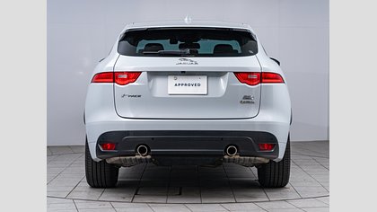 F-Pace 6