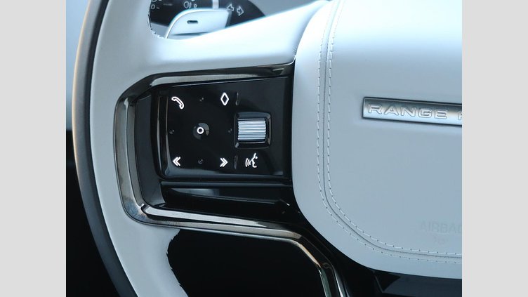 2023 認定中古車 Land Rover Range Rover Sport フジホワイト 3.0リッター6気筒300PSターボチャージドディーゼルMHEV（オートマチック） AUTOBIOGRAPHY