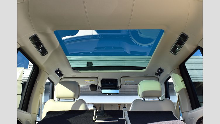 2023 認定中古車 Land Rover Range Rover シャラントグレー D300 AWD MHEV（AT） スタンダードホイールベース AUTOBIOGRAPHY