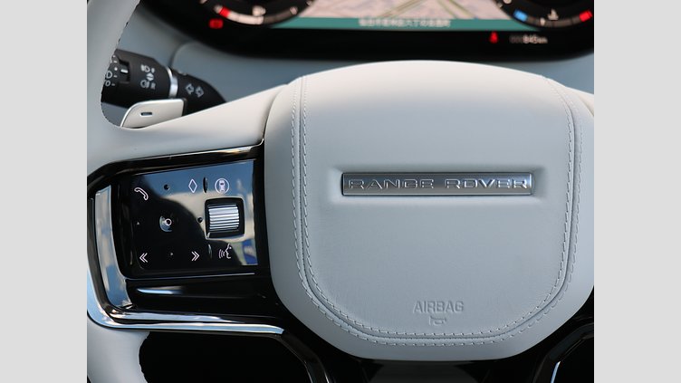 2024 認定中古車 Land Rover Range Rover Sport アイガーグレイ - サテンフィニッシュ D300マイルドハイブリッド スタンダードホイールベース Dynamic HSE