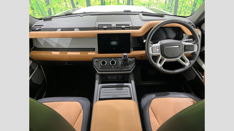 2023 認定中古車 Land Rover Defender 130 フジホワイト D300 AWD AUTOMATIC MHEV X-DYNAMIC HSE