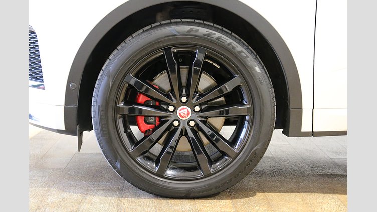 2021 認定中古車 Jaguar E-Pace フジホワイト D200 AWD（オートマチック） R-DYNAMIC SE