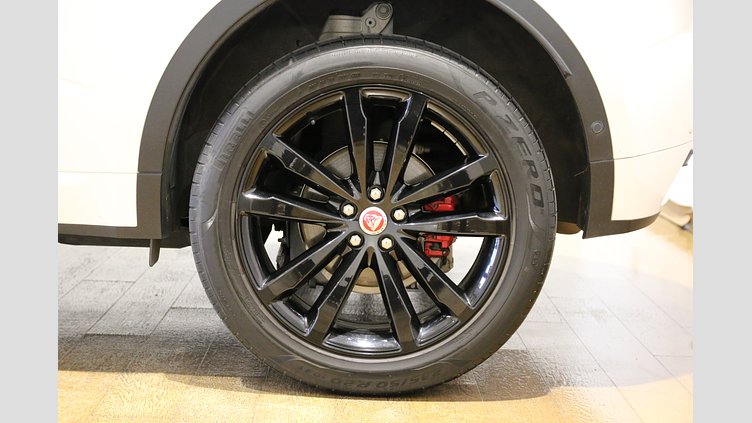 2021 認定中古車 Jaguar E-Pace フジホワイト D200 AWD（オートマチック） R-DYNAMIC SE