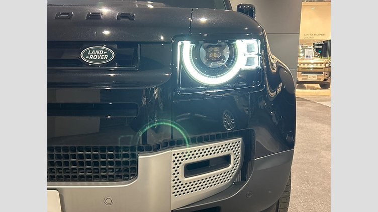2024 認定中古車 Land Rover Defender 130 サントリーニブラック D300 AWD（AT） SE