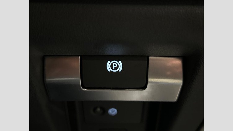 2023 認定中古車 Land Rover Defender 110 サントリーニブラック D300 AWD（AT） S