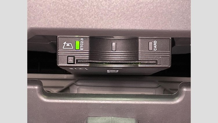 2023 認定中古車 Land Rover Defender 110 サントリーニブラック D300 AWD（AT） S