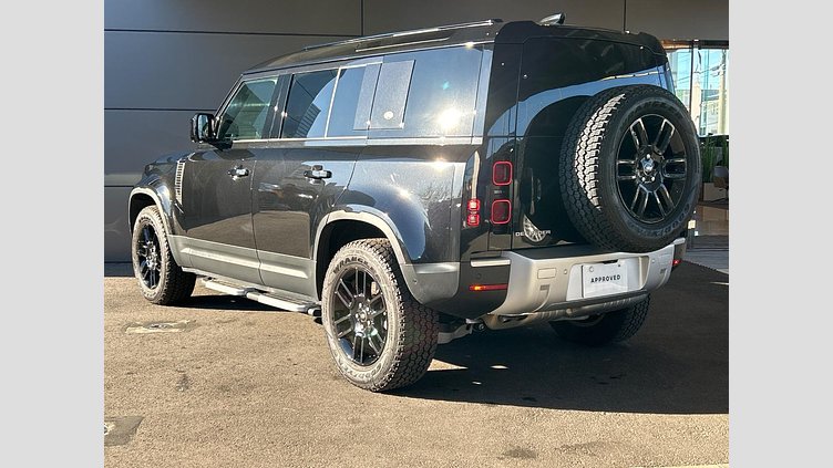 2023 認定中古車 Land Rover Defender 110 サントリーニブラック D300 AWD（AT） S